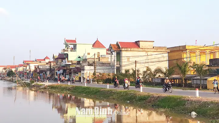 Hình Ảnh Quê Hương Nam Định: Bộ Sưu Tập Đầy Đủ Các Góc Đẹp, Văn Hóa & Ẩm Thực Hình Ảnh Quê Hương Nam Định: Bộ Sưu Tập Đầy Đủ Các Góc Đẹp, Văn Hóa & Ẩm Thực