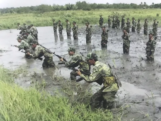 Khám Phá Hình Ảnh Quốc Phòng Việt Nam Ý Nghĩa Dành Cho Độc Giả: Từ Ảnh Triển Lãm Đến Tranh Cổ Động Khám Phá Hình Ảnh Quốc Phòng Việt Nam Ý Nghĩa Dành Cho Độc Giả: Từ Ảnh Triển Lãm Đến Tranh Cổ Động