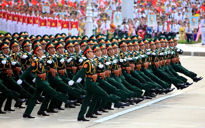 Khám Phá Hình Ảnh Quốc Phòng Việt Nam Ý Nghĩa Dành Cho Độc Giả: Từ Ảnh Triển Lãm Đến Tranh Cổ Động Khám Phá Hình Ảnh Quốc Phòng Việt Nam Ý Nghĩa Dành Cho Độc Giả: Từ Ảnh Triển Lãm Đến Tranh Cổ Động