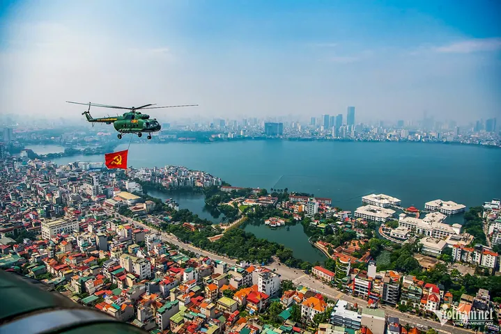 Khám Phá Hình Ảnh Quốc Phòng Việt Nam Ý Nghĩa Dành Cho Độc Giả: Từ Ảnh Triển Lãm Đến Tranh Cổ Động Khám Phá Hình Ảnh Quốc Phòng Việt Nam Ý Nghĩa Dành Cho Độc Giả: Từ Ảnh Triển Lãm Đến Tranh Cổ Động