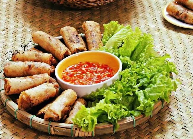 Khám Phá Hình Ảnh Ram Bắp Quảng Ngãi Cùng Bí Quyết Tạo Nên Lớp Vỏ Giòn Rụm, Nhân Bắp Ngọt Thanh Cho Người Yêu Ẩm Thực Khám Phá Hình Ảnh Ram Bắp Quảng Ngãi Cùng Bí Quyết Tạo Nên Lớp Vỏ Giòn Rụm, Nhân Bắp Ngọt Thanh Cho Người Yêu Ẩm Thực