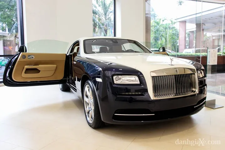 Chiêm Ngưỡng Bộ Sưu Tập Hình Ảnh Rolls-royce Đẹp Nhất Từ Dòng Phantom Đến Cullinan Dành Cho Người Yêu Xe Chiêm Ngưỡng Bộ Sưu Tập Hình Ảnh Rolls-royce Đẹp Nhất Từ Dòng Phantom Đến Cullinan Dành Cho Người Yêu Xe