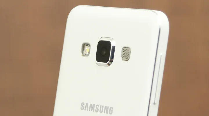 Xem Hình Ảnh Samsung Galaxy A3 Các Đời: Tổng Hợp Chi Tiết Cho Người Dùng Muốn So Sánh Mẫu Cũ Và Mới