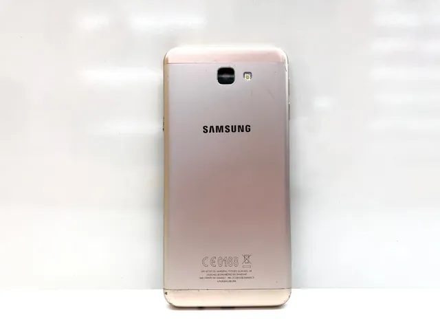 Xem Hình Ảnh Samsung J5 Thực Tế: Tổng Hợp Ảnh Màn Hình, Thiết Kế Và Camera Cho Người Dùng Muốn Tham Khảo Trực Quan Xem Hình Ảnh Samsung J5 Thực Tế: Tổng Hợp Ảnh Màn Hình, Thiết Kế Và Camera Cho Người Dùng Muốn Tham Khảo Trực Quan