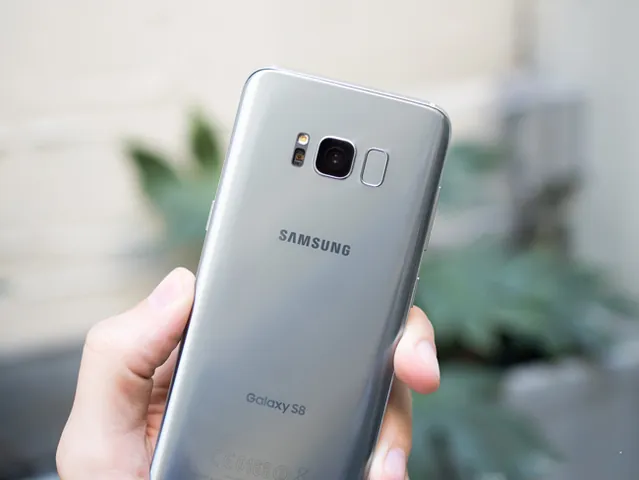 Chiêm Ngưỡng Bộ Hình Ảnh Samsung S8 Chính Thức: Thiết Kế Màn Hình Vô Cực Và Camera Chuyên Nghiệp Dành Cho Người Yêu Công Nghệ Chiêm Ngưỡng Bộ Hình Ảnh Samsung S8 Chính Thức: Thiết Kế Màn Hình Vô Cực Và Camera Chuyên Nghiệp Dành Cho Người Yêu Công Nghệ