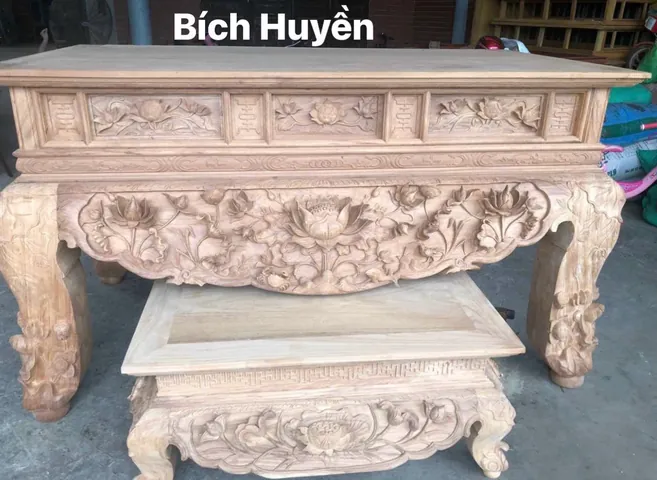 Xem Hình Ảnh Sập Thờ Đẹp Và Chuẩn Phong Thủy Cho Không Gian Thờ Gia Đình Việt