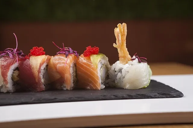 Tải Xuống Hình Ảnh Sashimi Các Loại Cá (cá Hồi, Cá Ngừ) Cho Người Yêu Ẩm Thực Nhật Bản