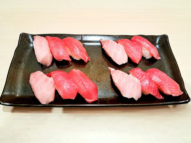 Tải Xuống Hình Ảnh Sashimi Các Loại Cá (cá Hồi, Cá Ngừ) Cho Người Yêu Ẩm Thực Nhật Bản
