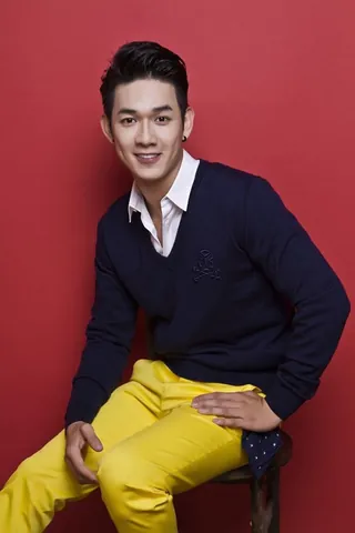 Xem Và Tải Hình Ảnh Song Luân: Bộ Sưu Tập Ảnh Đời Thường, Visual Điển Trai Cho Fan Hâm Mộ