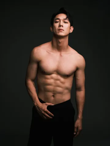 Xem Và Tải Hình Ảnh Song Luân: Bộ Sưu Tập Ảnh Đời Thường, Visual Điển Trai Cho Fan Hâm Mộ