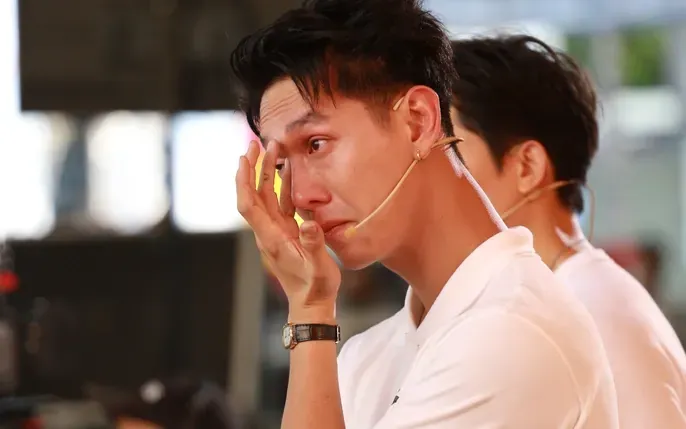 Xem Và Tải Hình Ảnh Song Luân: Bộ Sưu Tập Ảnh Đời Thường, Visual Điển Trai Cho Fan Hâm Mộ