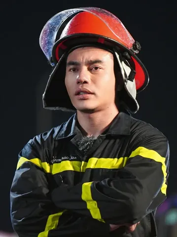 Xem Và Tải Hình Ảnh Song Luân: Bộ Sưu Tập Ảnh Đời Thường, Visual Điển Trai Cho Fan Hâm Mộ