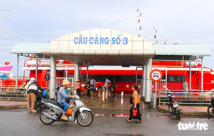 Hình Ảnh Tàu Cao Tốc Đi Phú Quốc: Bộ Sưu Tập Đầy Đủ Cho Du Khách & Nghiên Cứu (2026) Hình Ảnh Tàu Cao Tốc Đi Phú Quốc: Bộ Sưu Tập Đầy Đủ Cho Du Khách & Nghiên Cứu (2026)