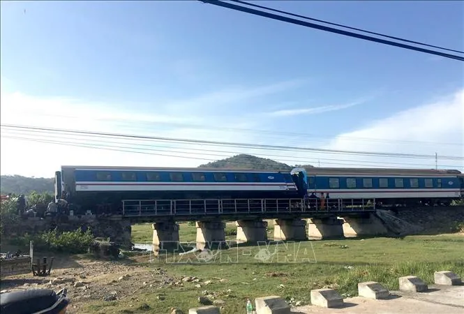 Xem Hình Ảnh Tàu Se1: Thực Tế Khoang Ghế, Toa Xe Và Trải Nghiệm Đi Tàu Cho Hành Khách Xem Hình Ảnh Tàu Se1: Thực Tế Khoang Ghế, Toa Xe Và Trải Nghiệm Đi Tàu Cho Hành Khách
