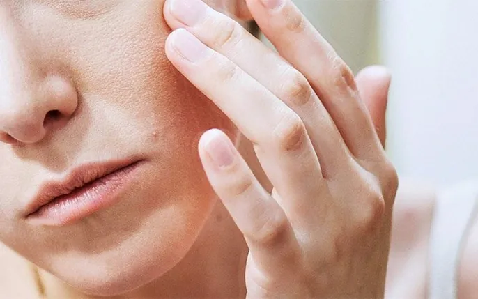 Xem Hình Ảnh Teo Da: Nguyên Nhân, Triệu Chứng Và Cách Điều Trị Cho Người Nghi Ngờ Da Mỏng Do Corticoid Xem Hình Ảnh Teo Da: Nguyên Nhân, Triệu Chứng Và Cách Điều Trị Cho Người Nghi Ngờ Da Mỏng Do Corticoid