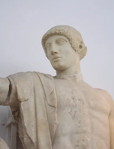 Khám Phá Hình Ảnh Thần Apollo: Biểu Tượng, Ý Nghĩa Và Các Phiên Bản Nghệ Thuật Cho Người Yêu Thần Thoại