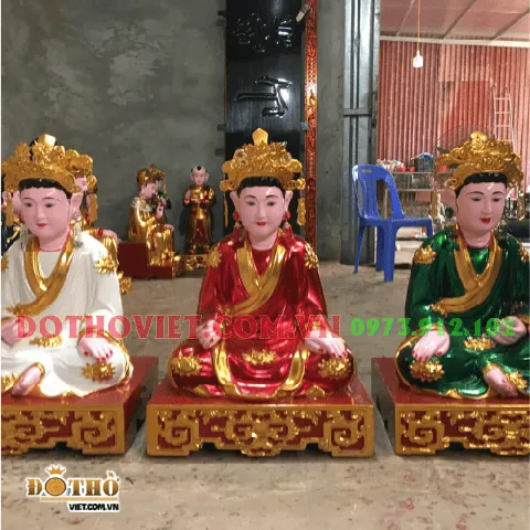 Khám Phá Hình Ảnh Thánh Mẫu Trong Tín Ngưỡng Thờ Mẫu Việt Nam Dành Cho Người Tìm Hiểu Văn Hóa Tâm Linh