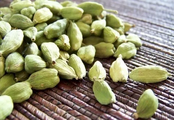 Tải Hình Ảnh Thảo Quả Thật Đa Dạng: Từ Hạt Đến Cây Cho Người Sưu Tầm Ảnh