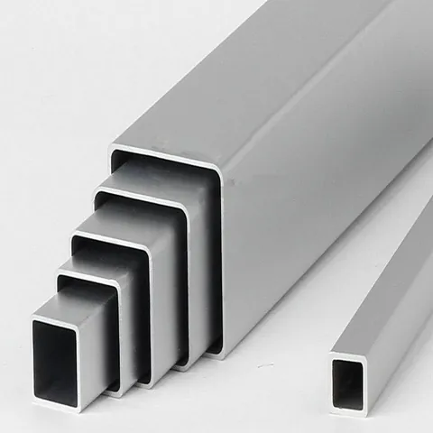 Xem Hình Ảnh Thép Hộp Đa Dạng Và Phân Loại Theo Quy Cách Cho Khách Hàng Xây Dựng