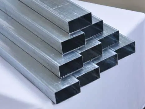 Xem Hình Ảnh Thép Hộp Đa Dạng Và Phân Loại Theo Quy Cách Cho Khách Hàng Xây Dựng