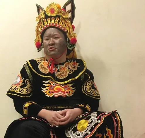 Khám Phá Hình Ảnh Thiên Lôi: Từ Thần Thoại Đến Vai Diễn Táo Quân Cho Người Tìm Hiểu Văn Hóa Dân Gian