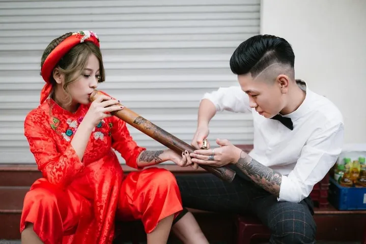 Khám Phá Hình Ảnh Thuốc Lào Đẹp Và Điếu Cày Truyền Thống Cho Người Yêu Văn Hóa Quê