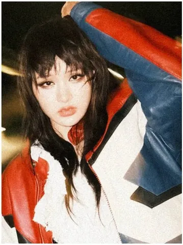 Khám Phá Hình Ảnh Tiên Cookie: Nhạc Sĩ Tomboy Vs Nữ Tính Qua Góc Nhìn Người Hâm Mộ