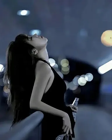 Tải Hình Ảnh Tôi Buồn: Tổng Hợp Ảnh Tâm Trạng Cô Đơn Cho Người Đang Khóc