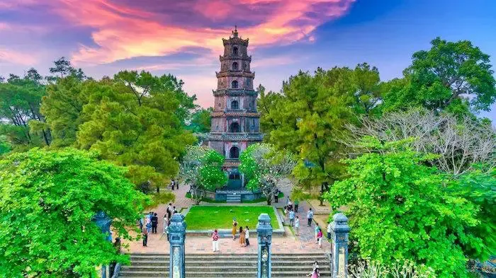 Khám Phá Hình Ảnh Tp Huế: Tổng Hợp Kho Ảnh Cố Đô Và Gợi Ý Địa Điểm Chụp Cho Du Khách