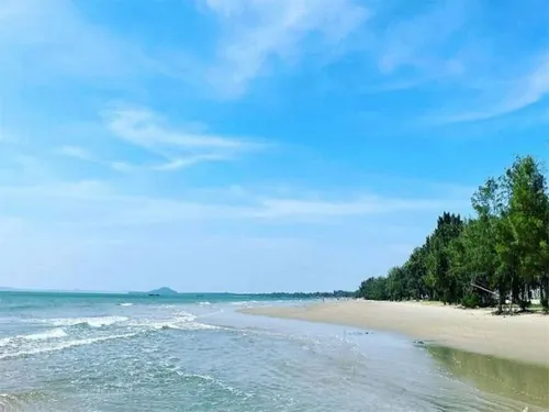 Chiêm Ngưỡng Hình Ảnh Trà Cổ: Bộ Sưu Tập Ảnh Bãi Biển Và Nhà Cổ Móng Cái Cho Người Yêu Du Lịch