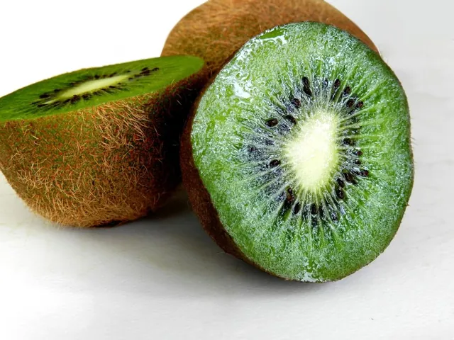 Tải & Tham Khảo Hình Ảnh Trái Kiwi Đẹp, Miễn Phí Bản Quyền Cho Designer Và Blogger