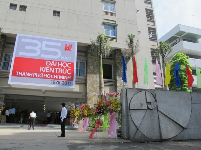 Hình Ảnh Trường Đại Học Kiến Trúc Tp.hcm: Bộ Sưu Tập Đầy Đủ Cho Sinh Viên, Cựu Sinh Viên & Người Yêu Kiến Trúc