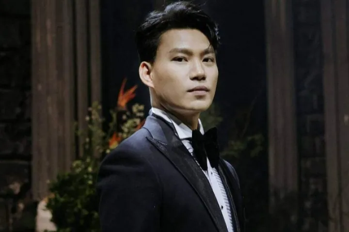 Xem Hình Ảnh Văn Thanh Và Bạn Gái Bích Hạnh: Tổng Hợp Ảnh Cưới, Dạm Ngõ Cho Fan Hâm Mộ Bóng Đá Việt Nam