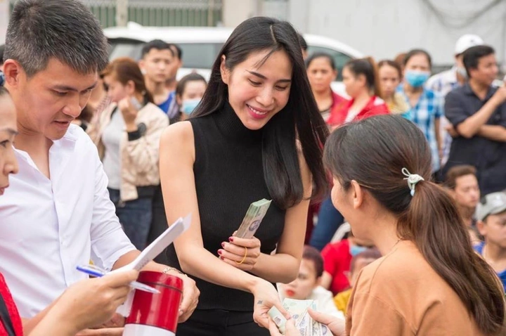 Hình Ảnh Về Cho Đi Và Nhận Lại: Bộ Sưu Tập Đầy Ý Nghĩa Cho Người Yêu Thích Cảm Hứng Hình Ảnh Về Cho Đi Và Nhận Lại: Bộ Sưu Tập Đầy Ý Nghĩa Cho Người Yêu Thích Cảm Hứng