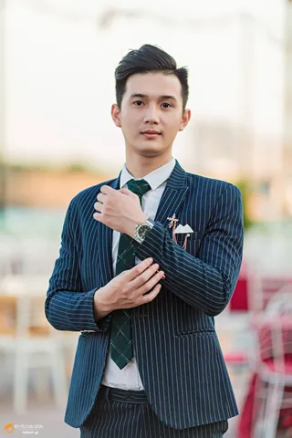 Tải Miễn Phí Hình Ảnh Vest Nam Đẹp Cho Quý Ông Lịch Lãm Từ Mẫu Cơ Bản Đến Thiết Kế Dự Tiệc