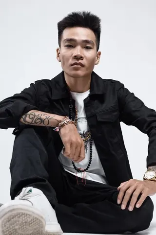 Khám Phá Hình Ảnh Ấn Tượng Và Mới Nhất Của Wowy (rapper Lão Đại) Dành Cho Người Hâm Mộ: Từ Chân Dung Nghệ Thuật Đến Khoảnh Khắc Tái Xuất