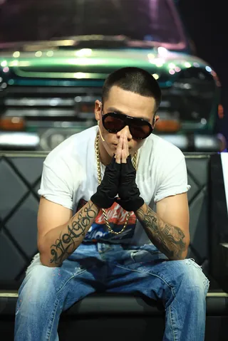 Khám Phá Hình Ảnh Ấn Tượng Và Mới Nhất Của Wowy (rapper Lão Đại) Dành Cho Người Hâm Mộ: Từ Chân Dung Nghệ Thuật Đến Khoảnh Khắc Tái Xuất