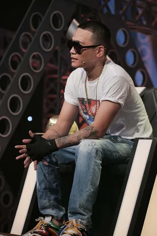 Khám Phá Hình Ảnh Ấn Tượng Và Mới Nhất Của Wowy (rapper Lão Đại) Dành Cho Người Hâm Mộ: Từ Chân Dung Nghệ Thuật Đến Khoảnh Khắc Tái Xuất