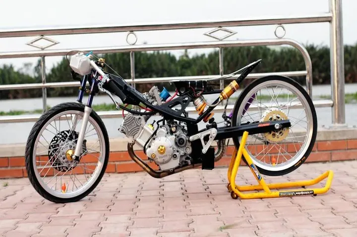 Khám Phá Hình Ảnh Xe Đò Xưa Miền Nam Qua Lăng Kính Hoài Niệm Của Người Việt