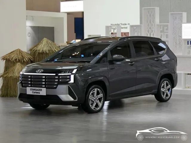 Xem Hình Ảnh Thực Tế Các Dòng Xe Hyundai Phổ Biến Tại Việt Nam Cho Người Mua Xe Xem Hình Ảnh Thực Tế Các Dòng Xe Hyundai Phổ Biến Tại Việt Nam Cho Người Mua Xe