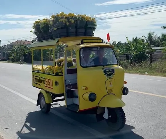 Khám Phá Bộ Sưu Tập Hình Ảnh Xe Lam: Tổng Hợp Ảnh Xe Ba Bánh Cổ Tại Việt Nam Cho Người Yêu Hoài Niệm Khám Phá Bộ Sưu Tập Hình Ảnh Xe Lam: Tổng Hợp Ảnh Xe Ba Bánh Cổ Tại Việt Nam Cho Người Yêu Hoài Niệm