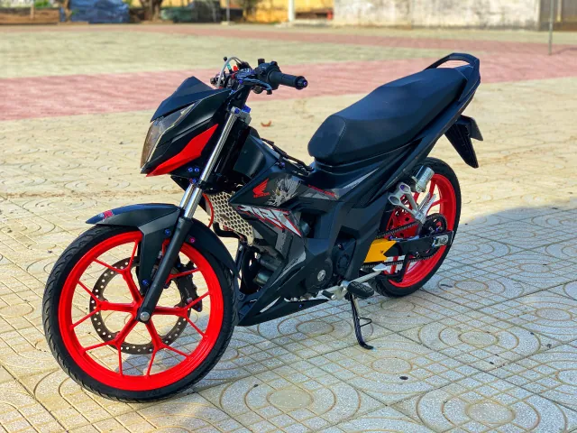 Chiêm Ngưỡng Bộ Sưu Tập Hình Ảnh Xe Sonic 150r: Tổng Hợp Ảnh Nguyên Bản Và Độ Kiểng Cho Người Yêu Xe