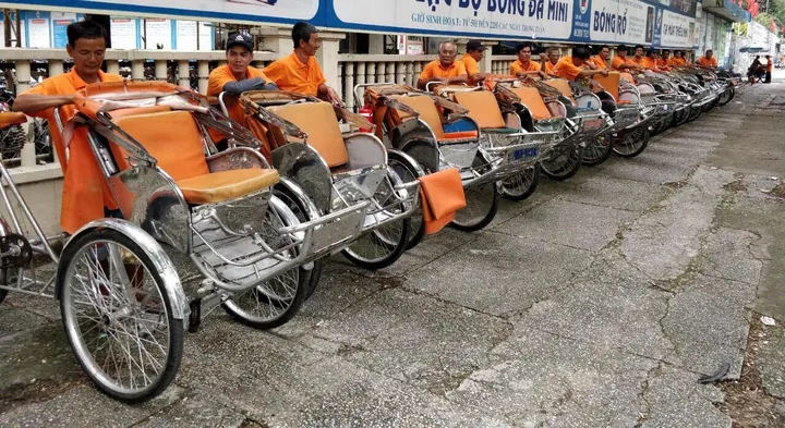 Khám Phá Hình Ảnh Xích Lô: Từ Tư Liệu Sài Gòn Xưa Đến Nét Đẹp Du Lịch Hà Nội Cho Người Yêu Kỷ Niệm Khám Phá Hình Ảnh Xích Lô: Từ Tư Liệu Sài Gòn Xưa Đến Nét Đẹp Du Lịch Hà Nội Cho Người Yêu Kỷ Niệm