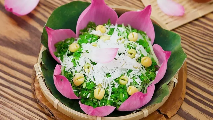 Khám Phá Hình Ảnh Xôi Cốm Hà Nội: Tổng Hợp Ảnh Đẹp Và Gói Xôi Cốm Truyền Thống Cho Người Yêu Ẩm Thực