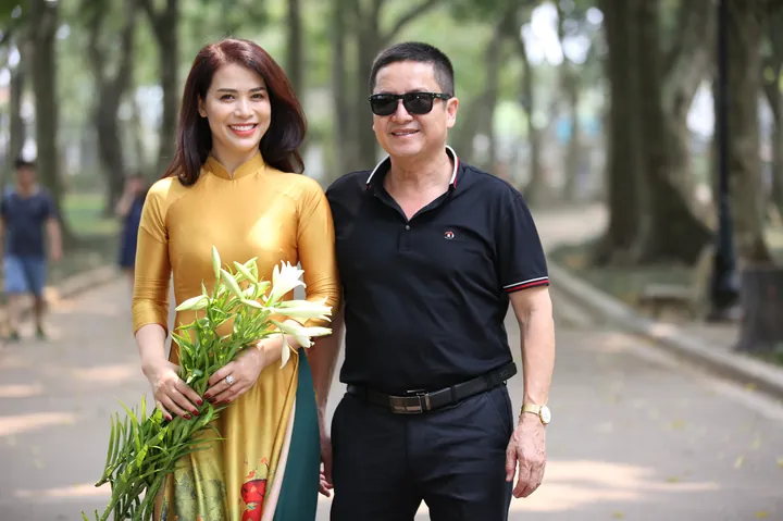 Xem Hình Ảnh Ý Lan: Tổng Hợp Ảnh Danh Ca Từ Thời Trẻ Đến Hiện Tại Cho Người Hâm Mộ Xem Hình Ảnh Ý Lan: Tổng Hợp Ảnh Danh Ca Từ Thời Trẻ Đến Hiện Tại Cho Người Hâm Mộ