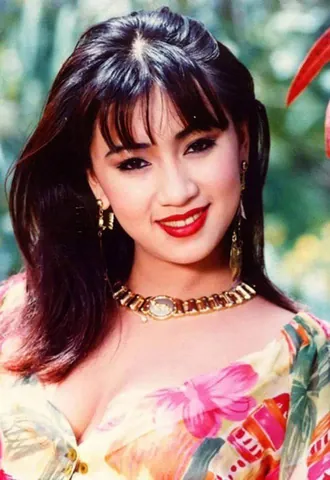 Chiêm Ngưỡng Bộ Hình Ảnh Y Phụng – Nữ Hoàng Ảnh Lịch Gợi Cảm Một Thời Và Đời Thực Hậu Trường Chiêm Ngưỡng Bộ Hình Ảnh Y Phụng – Nữ Hoàng Ảnh Lịch Gợi Cảm Một Thời Và Đời Thực Hậu Trường