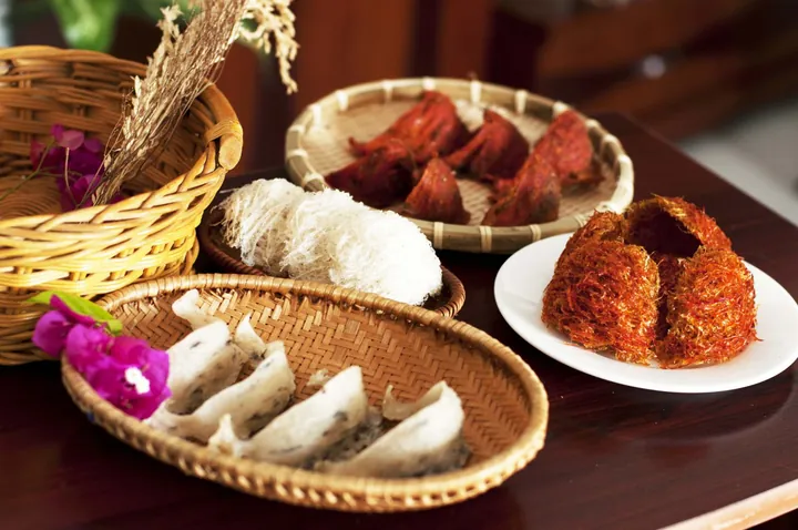 Tổng Hợp Xem Và Phân Biệt Hình Ảnh Yến Thật, Yến Giả Và Tổ Yến Cho Người Mua Tổng Hợp Xem Và Phân Biệt Hình Ảnh Yến Thật, Yến Giả Và Tổ Yến Cho Người Mua