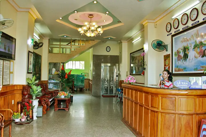 Tìm Hiểu Khách Sạn Hoàng Sơn Nha Trang: Vị Trí, Tiện Nghi Và Thông Tin Lưu Trú Thực Tế