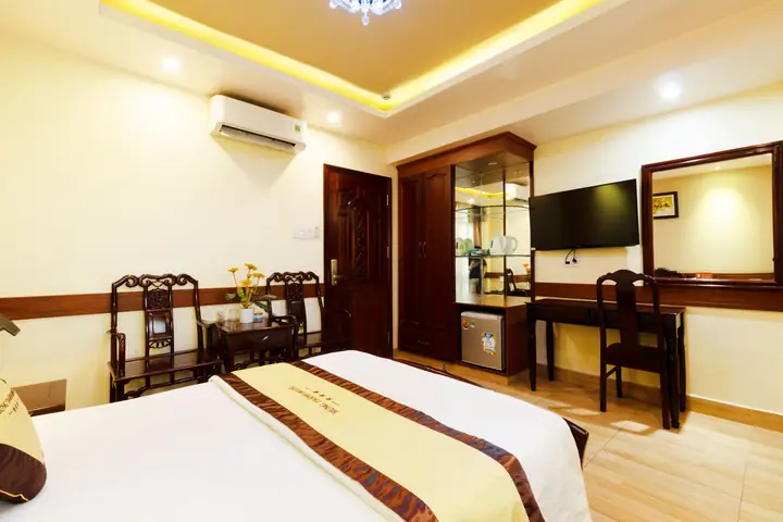 Thông Tin Chi Tiết Khách Sạn Hưng Thành – Địa Chỉ, Phòng, Tiện Nghi & Cách Đặt Phòng