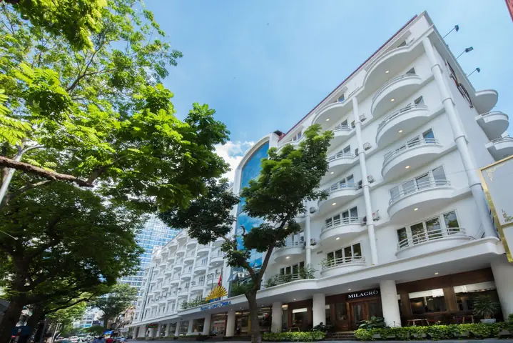 Tìm Hiểu Thăng Long Opera Hà Nội – Khách Sạn Và Địa Điểm Tiệc Tổng Kết Hội Bạn Bè